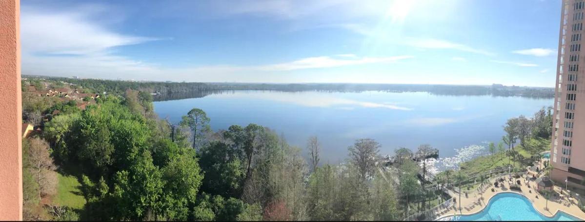 Big Pool, Stunning Lakeview, Sunrise, #1907 Appartement