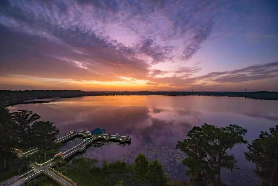Appartement Big Pool, Stunning Lakeview, Sunrise, #1907 *